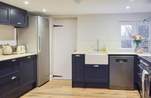 4 Bed in Ningwood oc-ic048 - Photo 5