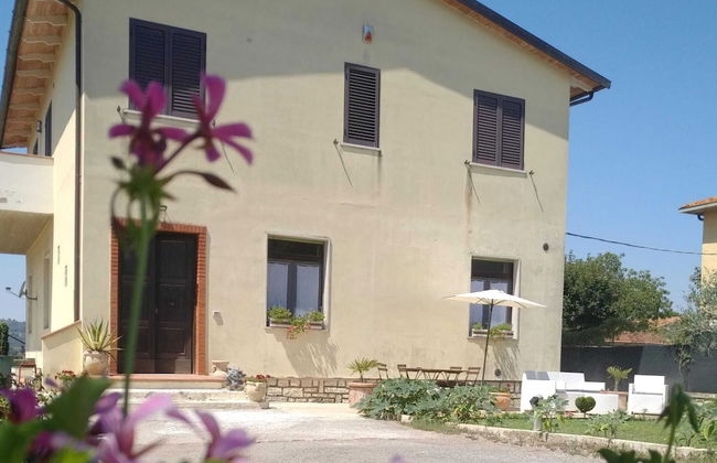 Villa in Italy With Private Garden Retreat - Foto 28