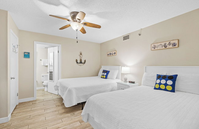 Phoenix V Vacation Rental Condominiums - Photo 9