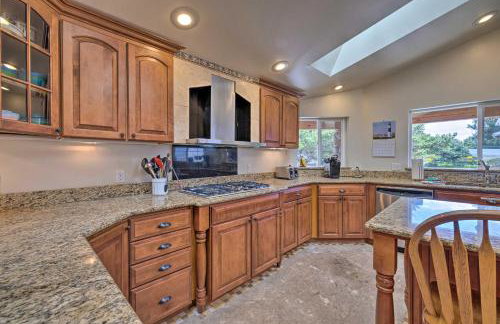 Coastal Oregon Retreat with Grill 11 Mi to Astoria! - Foto 8