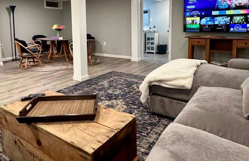 Cheerful 3bd Cape feet from beach, river access - Foto 23