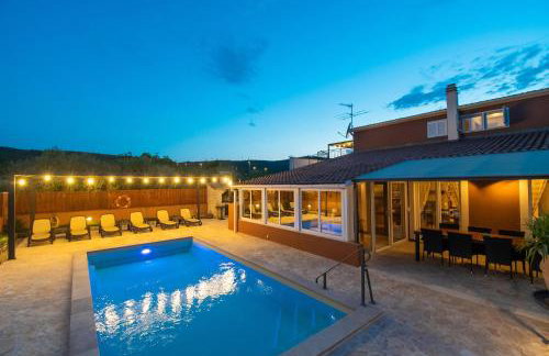 Villa Jakov - Photo 49