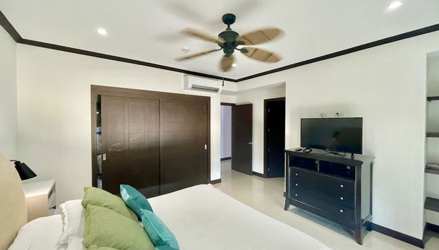 Ocean View, Luxury Penthouse at Diamonte del Sol 702N by RedAwning - Foto 3, Habitación