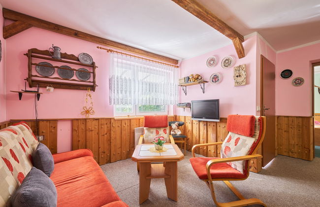 1 bedroom Apartment in Stárkov with swimming pool and garden - Photo 7