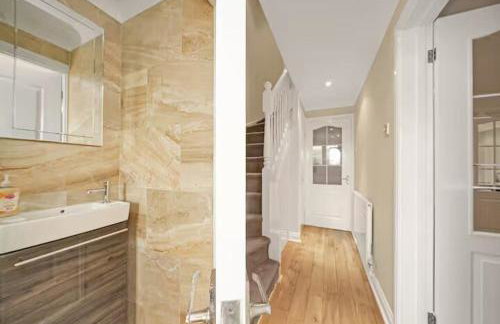 Spacious home in private estate - Foto 14