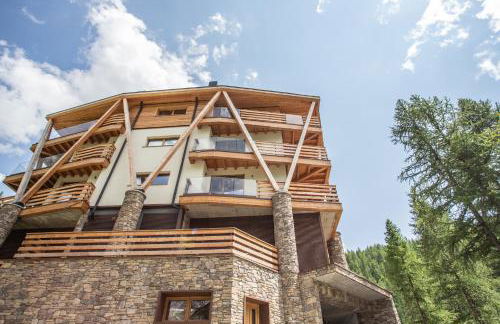 FLORA ALPINA EXPERIENCE - "Ski-to-Door" Brand New Chalet Apartments with Indoor Garage and Mountain View - Foto 34