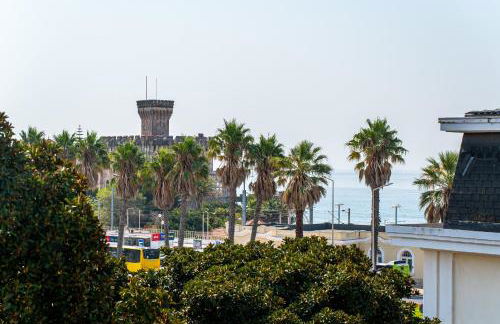 Charming Estoril Apt One Min Walk to the Beach - Foto 32