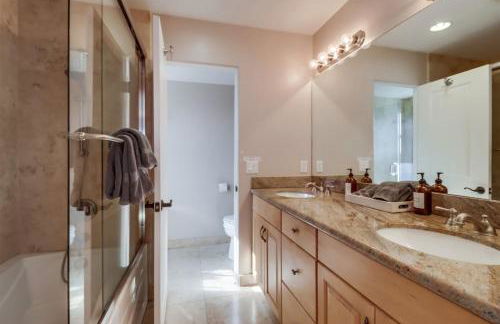 Bay View Dream Home - IndoorOutdoor Living, Rooftop & Steps to Bay - Foto 16