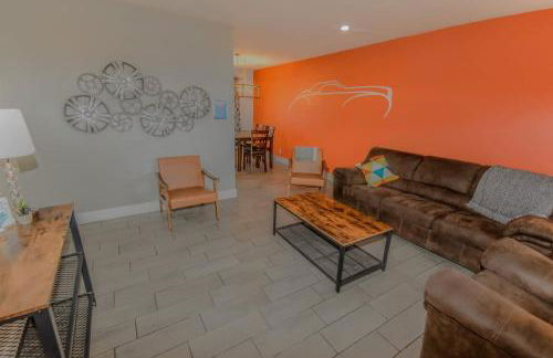 Reno Retreat 3 King Beds by Casinos and University - Foto 1