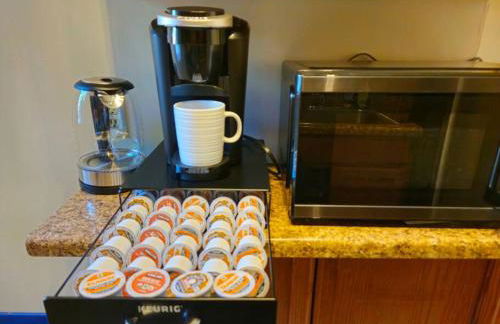 --Free Parking & 2 King Beds -- Vintage Retreat -- Floyd's Freedom - Foto 9