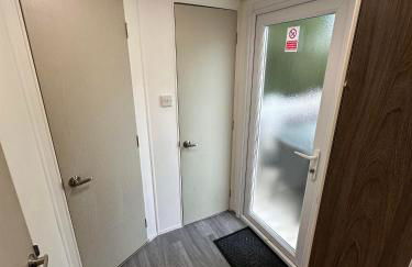 Elite Retreat Blackpool - Photo 11