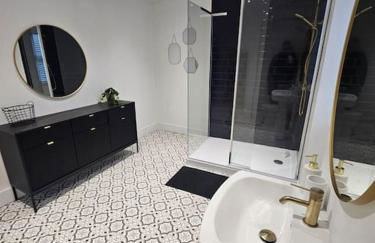 HollyJess Hoose - Photo 9