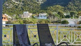 Chrysanthi Luxury Villa In Salakos, with Pool & Jacuzzi, Near Beach - Foto 5, sunbed