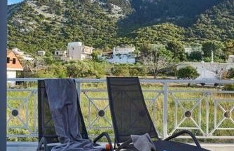 Chrysanthi Luxury Villa In Salakos, with Pool & Jacuzzi, Near Beach - Foto 5