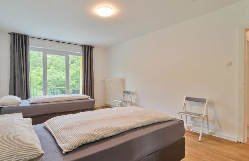 Monteurwohnungen in Trier - Parkplatz - Einzelbetten - Waschmaschine und Trockner - Foto 1