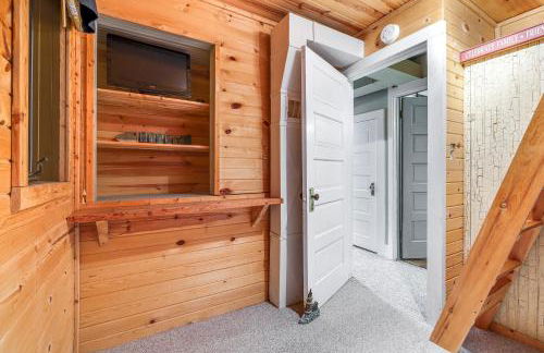 Clear Lake Vacation Rental Walk to City Beach! - Foto 15