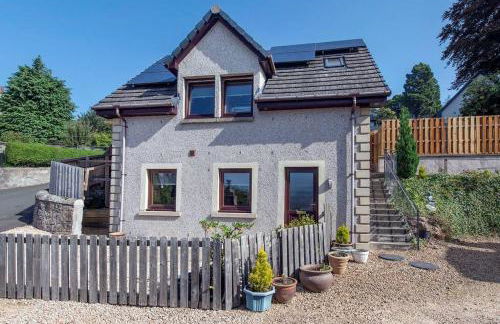 Wallace's Rest - Photo 1