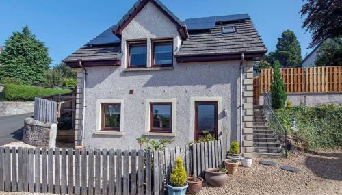 Wallace's Rest - Photo 1