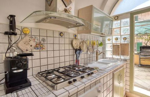 3 Bedroom Lovely Apartment In Canino - Foto 4