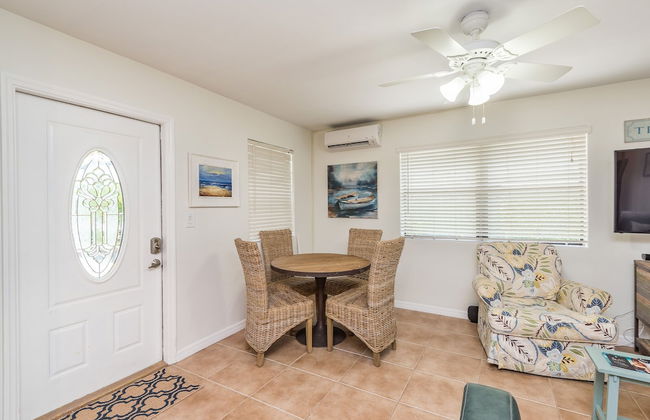 Casa Sirena By The Marina Suites with Pool - Foto 33