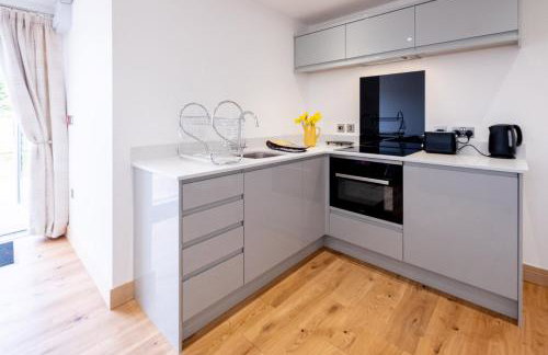 Oak - Three Tuns Apartments, Pettistree, Wickham Market - by Aldeburgh Coastal Cottages - Foto 6