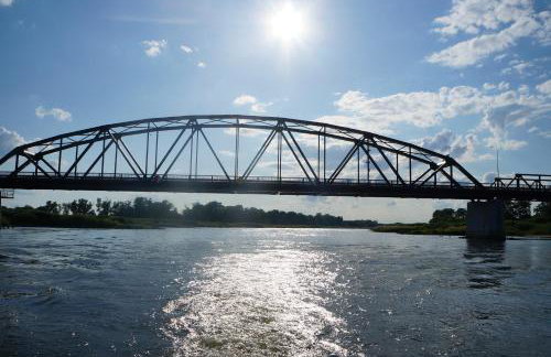 Dom nad rzeką - Foto 23