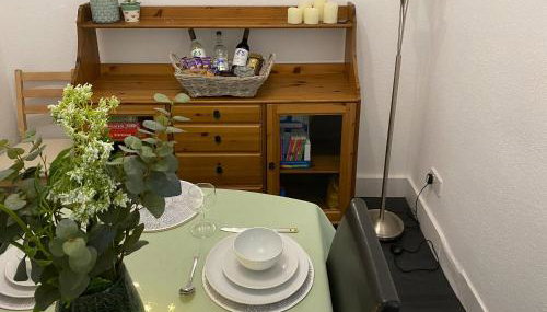 Arden House - Photo 3