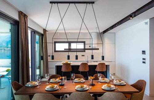 Luxury Villa Novita with Pool - Photo 13