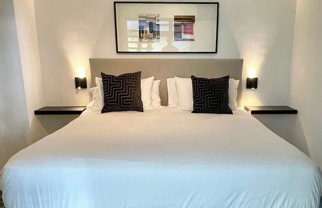 Purple House - Photo 28