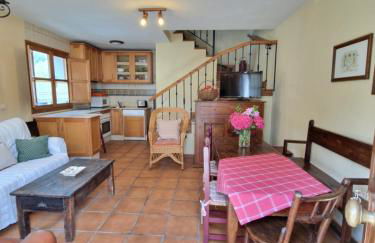 La Casona de Pascueru de POO DE CABRALES - Foto 1