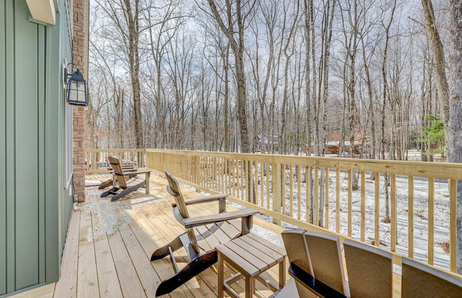 Over the Top Lodge by Avantstay Hot Tub, Shared Pool, Beach/lake Access - Foto 37