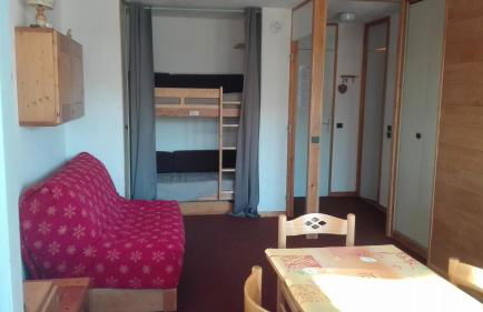 Appartement 5 personnes une chambre proche pistes balcon vue montagne Draps et serviettes non fournis Ménage à réaliser par le locataire - Foto 7