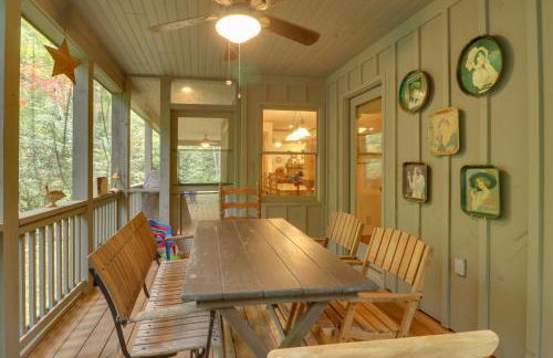 Creekside Family Retreat by Waterfalls and Hiking! - Foto 31