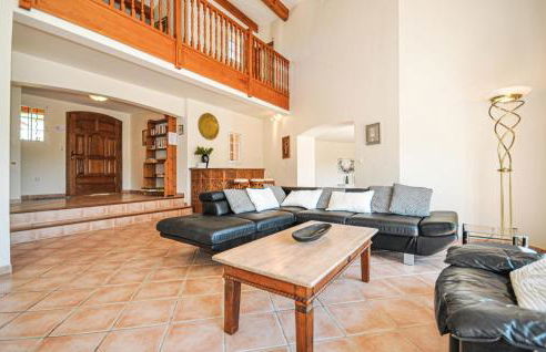 Nice Home In Ste-Anastasie-Sissole - Photo 5