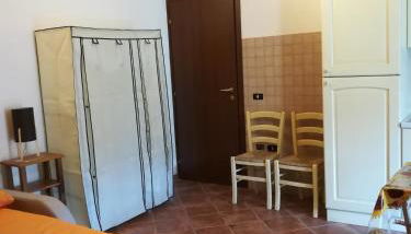 Guado di Pio- monolocale - Foto 3, wardrobe