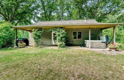 Dog-Friendly Cozy Home with Hot Tub and Lake Access - Foto 28