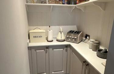 High spec 4 bed Victorian house - Foto 4