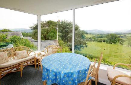 Eryl cottage in Rowen - Photo 3