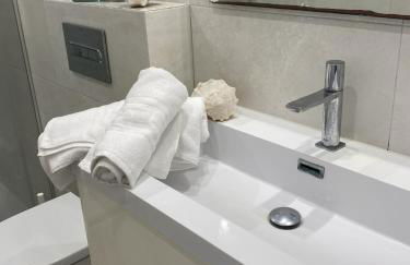 El Velero, una terraza al mar - Foto 19