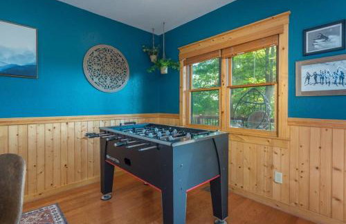 2 Cabins ~ Sleeps 22 ~ 100 Feet Apart ~ Ski in out - Foto 48