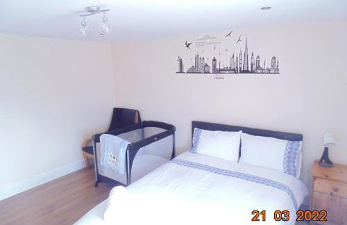 Two beautiful double bedroom Tulip apartment - Foto 8