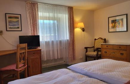 Grosse Wohnung mit Garten und Bergblick - Foto 10