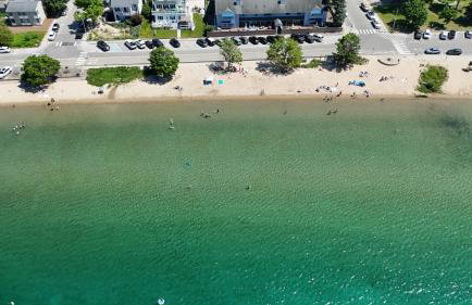 Centennial House - Great Location with Lakeview! - Foto 9