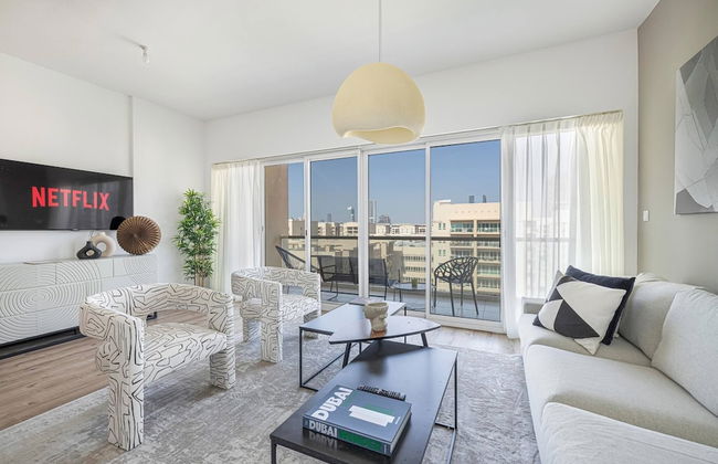 New Fully Upgraded - Central Located - Fits 6 - Photo 7