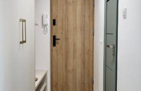 MoreLove II - Photo 5