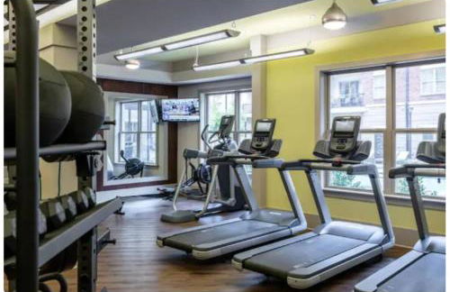 League Flats Uptown at West Trade Street - Photo 2