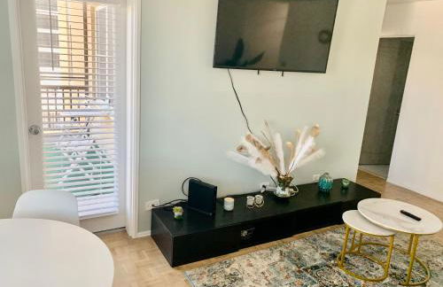 New ATL Dwntwn Condo with Balcony 2 - Foto 6