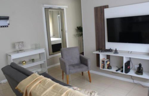 Apt perto Shopping Iguatemi com garagem - Foto 1