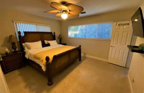 Deerfield Beach heated pool house - Photo 20