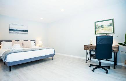 Modern Spacious 5BR Retreat -Games & Large Yard - Foto 41